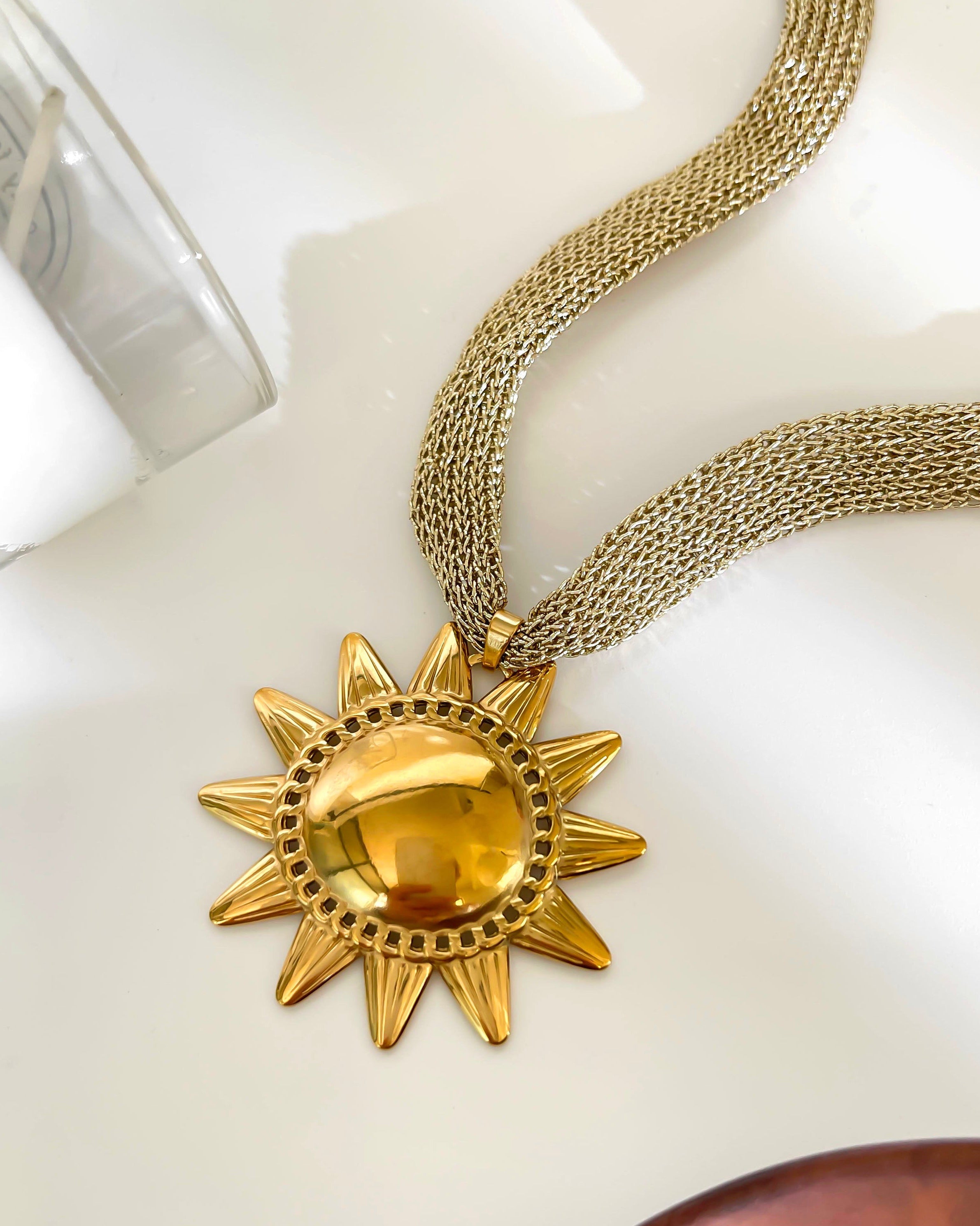 COLLAR SOL RADIANTE